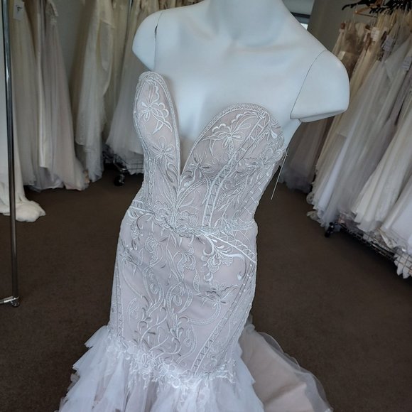 NEW! Ti Adora Wedding Dress size 2-4 Style 7753 "Saffron" - Picture 13 of 14